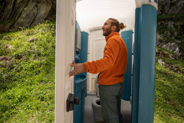 Best Portable restroom trailer rental  in Calera, OK